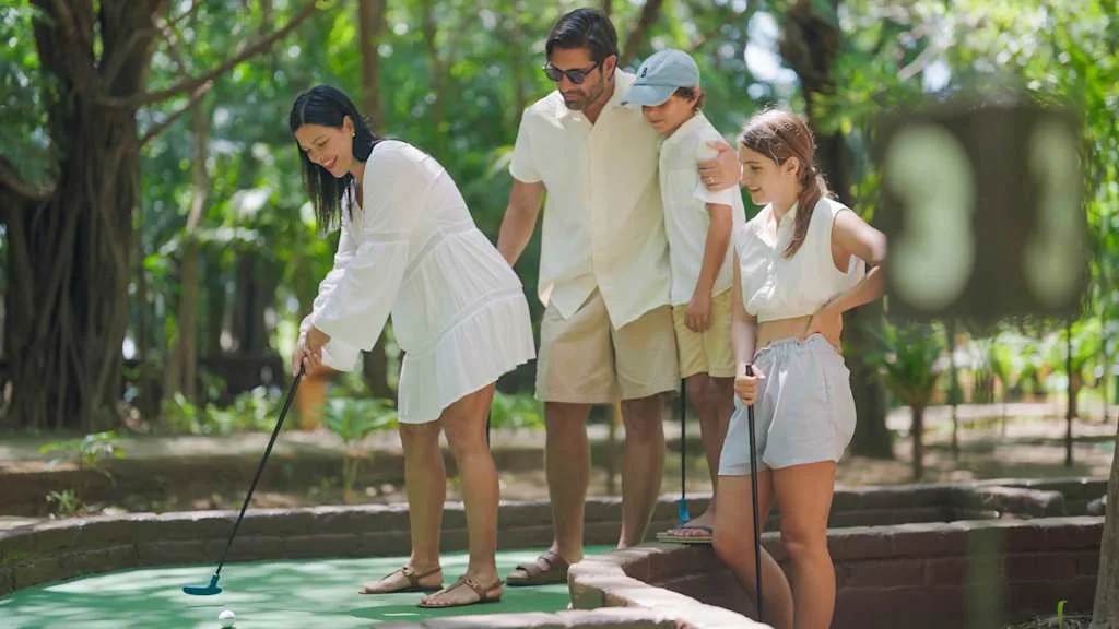 Une partie de golf au Barcelo Montelimar Nicaragua avec Voyages Aqua Terra Une partie de golf au Barcelo Montelimar Nicaragua avec Voyages Aqua Terra
