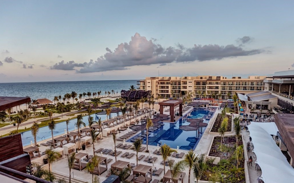 Royalton Riviera undefined