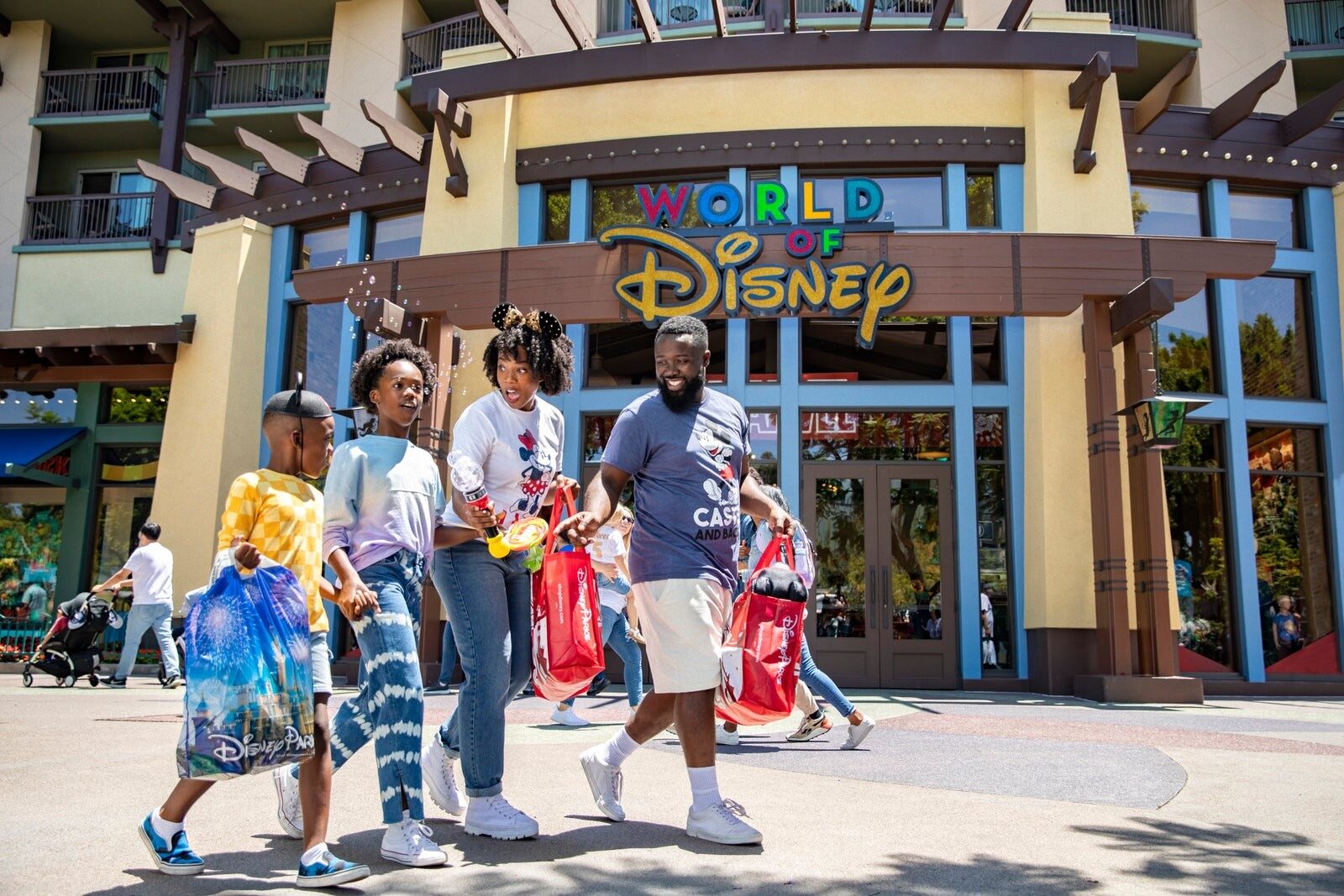 La boutique World of Disney au Downtown Disney District, au Disneyland Resort La boutique World of Disney au Downtown Disney District, au Disneyland Resort