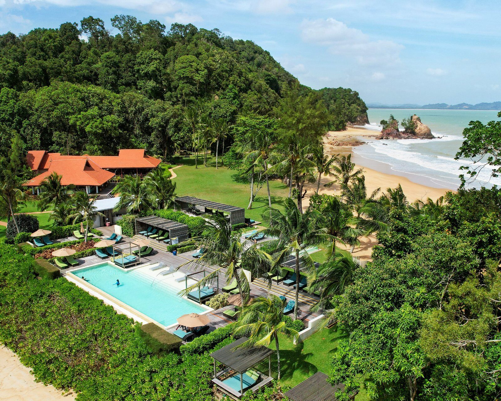 Club Med Cherating Beach from above, between jungle and South China Sea
