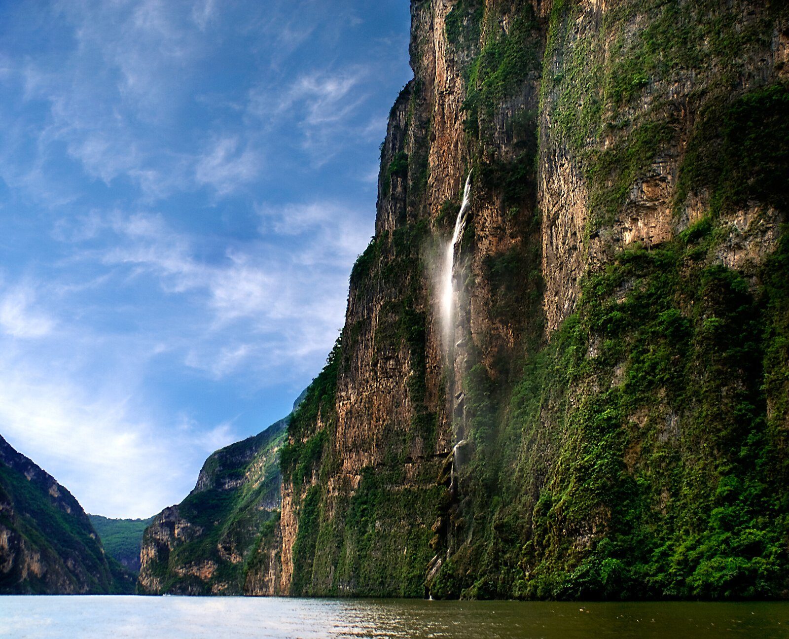 Cliffs of the Sumidero Canyon, Chiapas