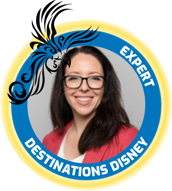 Julie Champagne, Experte en destinations Disney Julie Champagne, Experte en destinations Disney