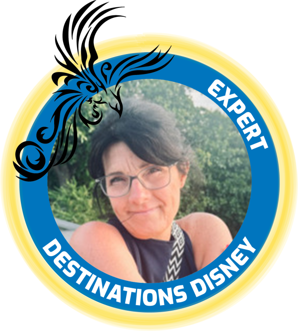 Nathalie Émond, Experte en destinations Disney Nathalie Émond, Experte en destinations Disney