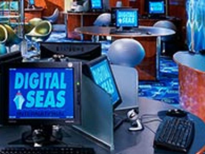 Norwegian Dawn internet café