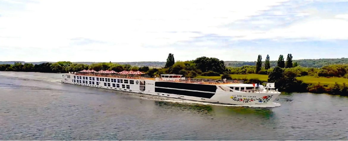S.S. Joie de Vivre.