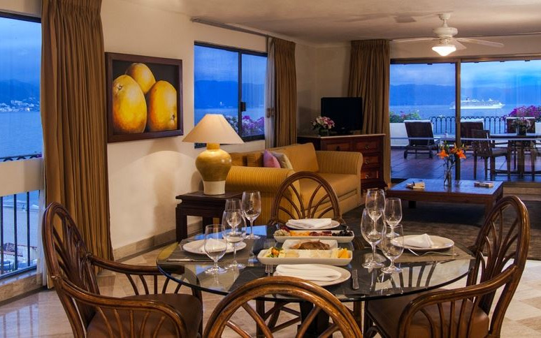 Oceanfront suite